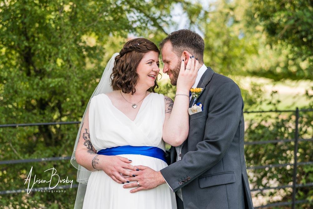 Buckinghamshire sunflower wedding at Magnolia Park.