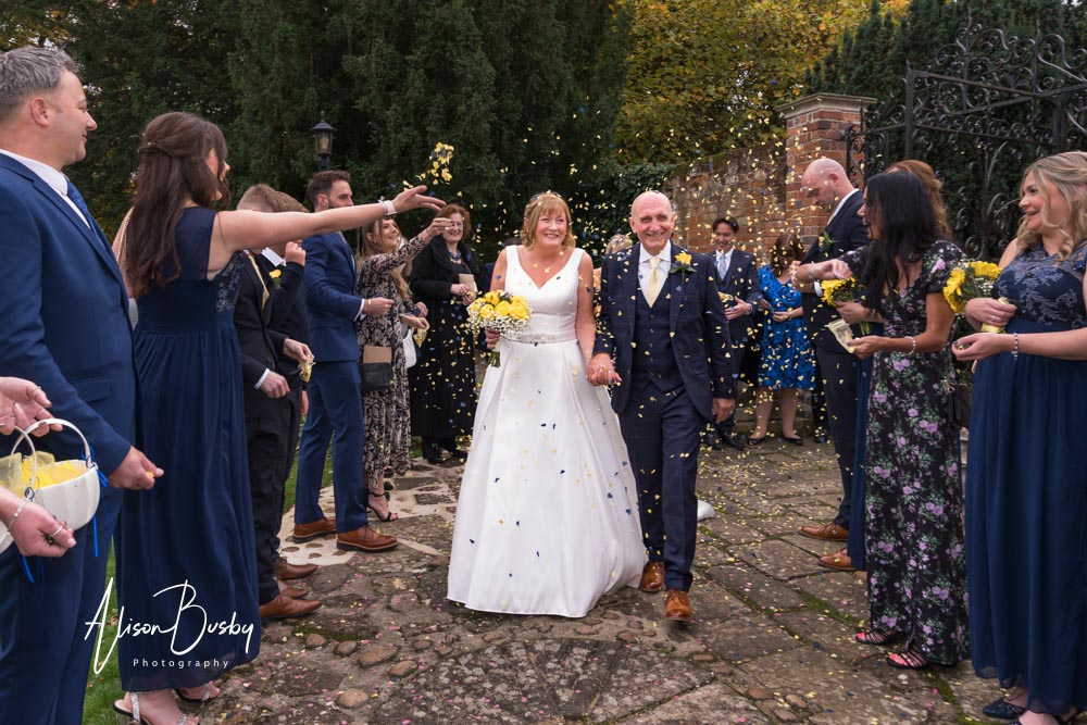 Bride and groom portrait at the cosener's house in Abingdon. Oxfordshire wedding