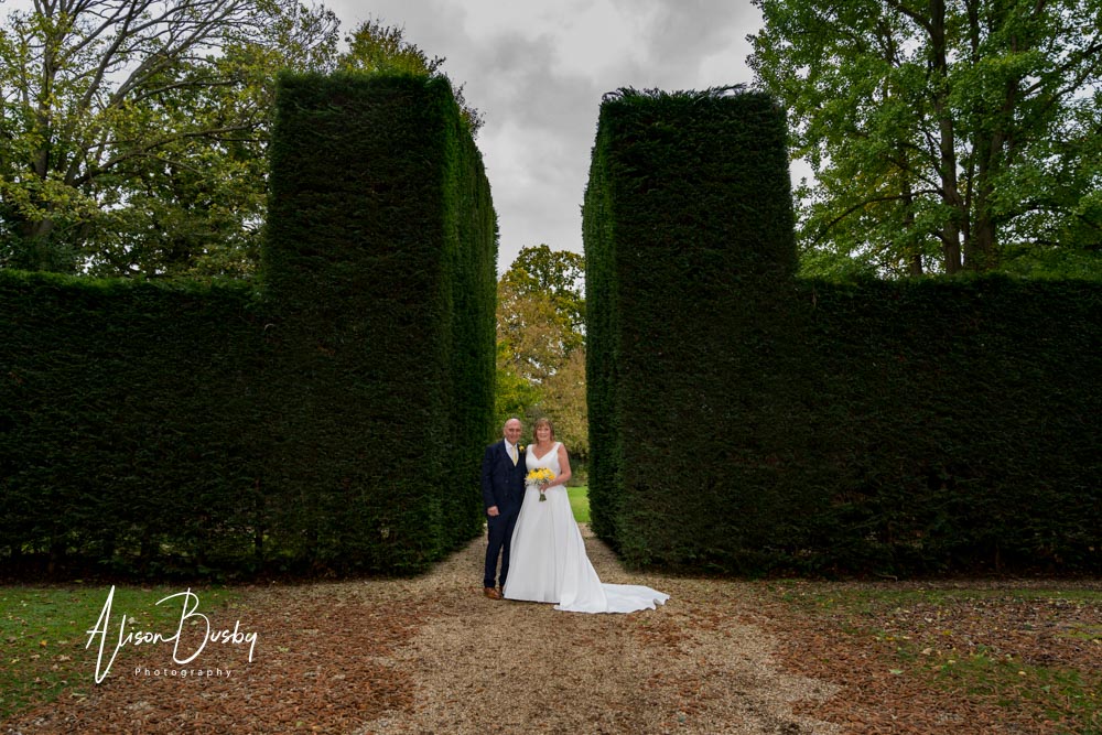 Bride and groom portrait at the cosener's house in Abingdon. Oxfordshire wedding. Cosener's House wedding photographer.