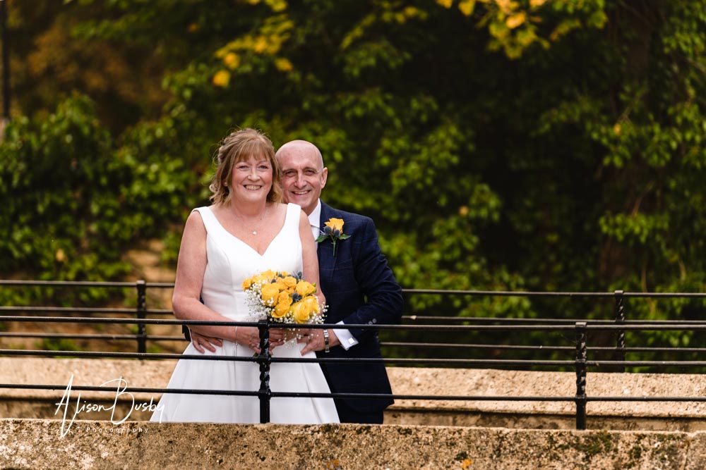 Bride and groom portrait at the cosener's house in Abingdon. Oxfordshire wedding. Cosener's House wedding photographer.