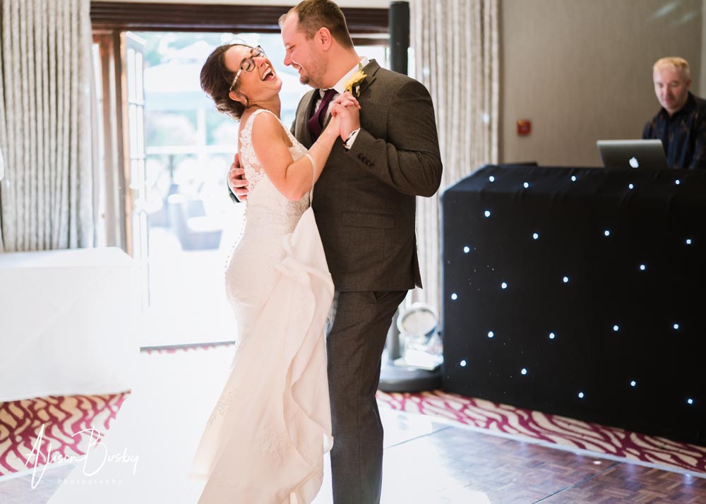 Grovefield House wedding photographer. First dance.