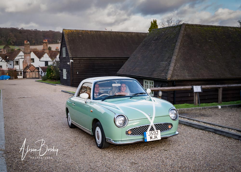 Bride arrives for Kings Chapel wedding