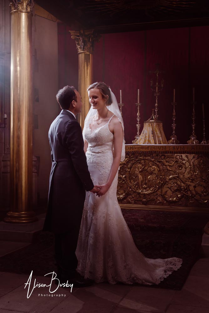 Bride and groom by St Cross College wedding photographer. Oxfordshrie wedding