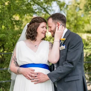 Buckinghamshire wedding photographer. Bride and groom at Magnolia Park