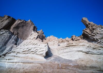 Santorini honeymoon. Vilchada beach.