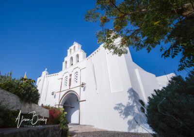 Santorini honeymoon. Pyrgos.