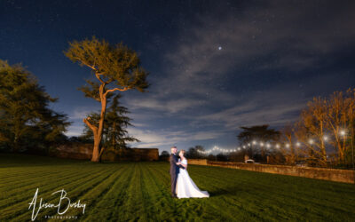 Creative Nighttime Wedding Photography (Get Inspired)