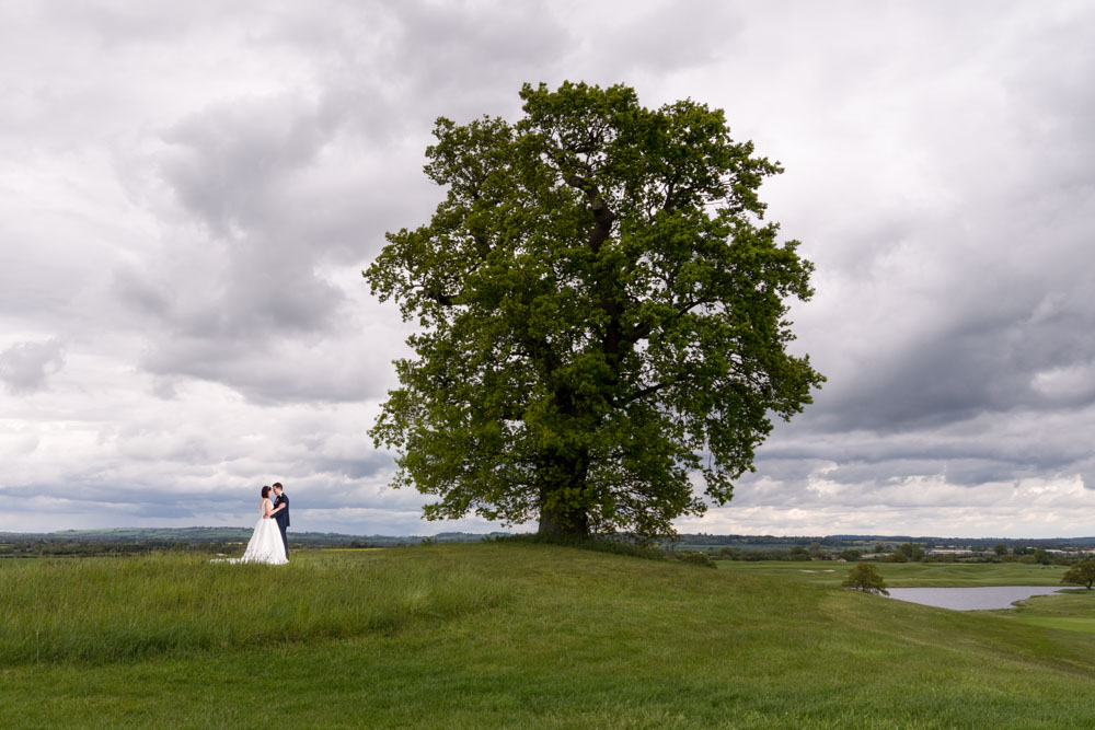 Wedding photography Oxfordshire. Bride and groom in grounds of Oxfordshire Hotel and Spa