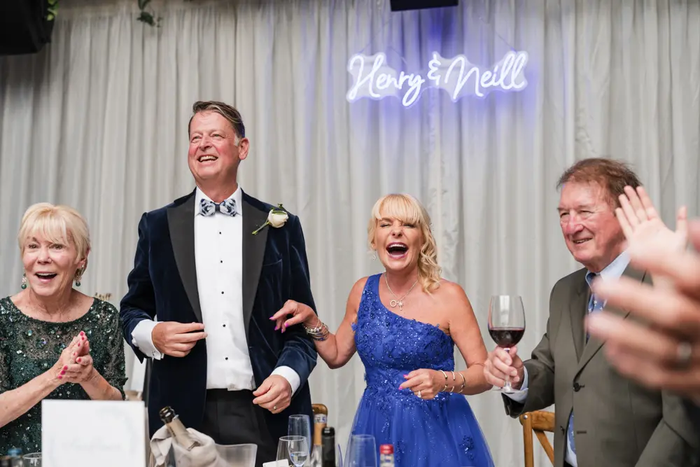 Hurley House Hotel wedding. Guests and singing waiter.