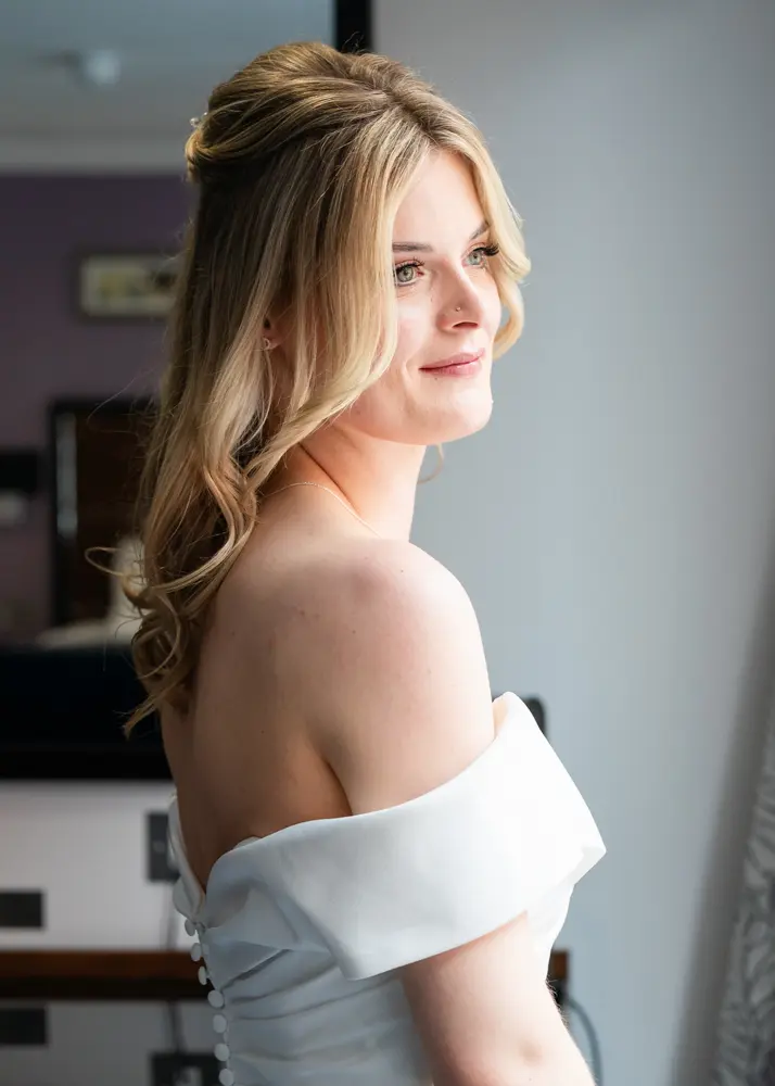 Bull Hotel wedding photography. Bride before ceremony.