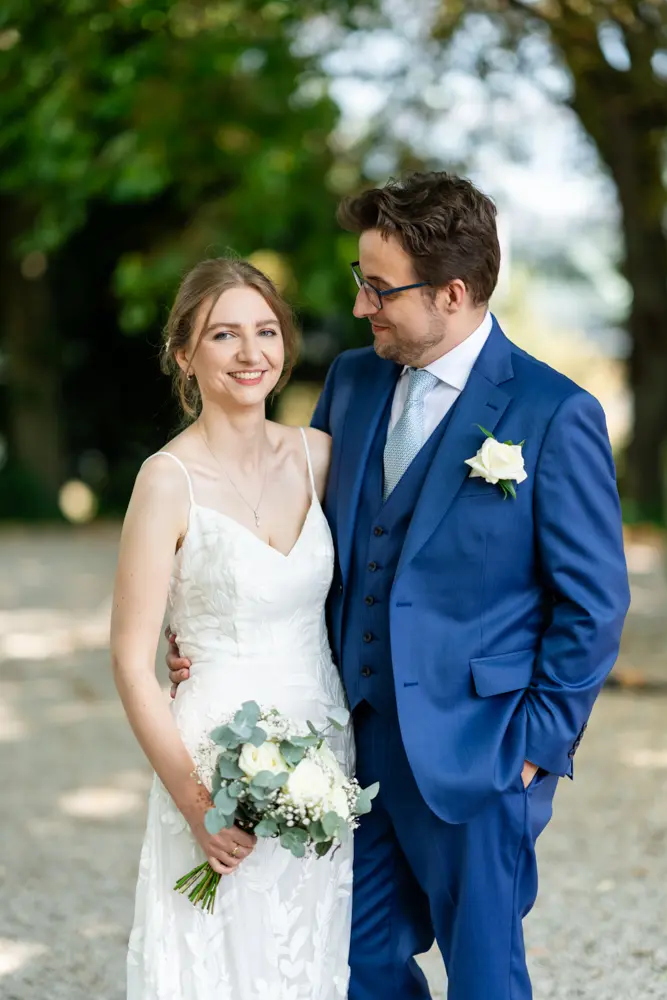 Berkshire wedding photographer. Bride and groom in Forbury Gardens in Reading after their town hall wedding.