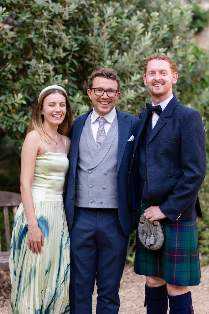 St Cross College wedding photographer. Guest photos in the Blackwell Quad.